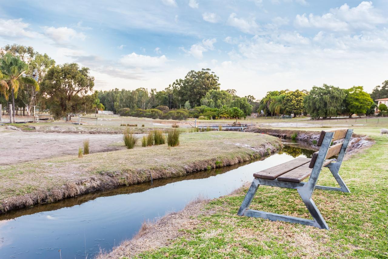 The Swan Valley Retreat Henley Brook Buitenkant foto